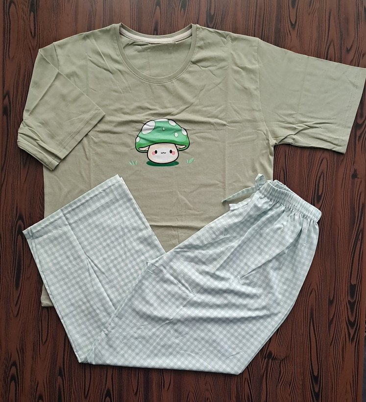 ست دو تیکه تیشرت باکسی و شلوار بگ بوگاتی عروسکی 🧸